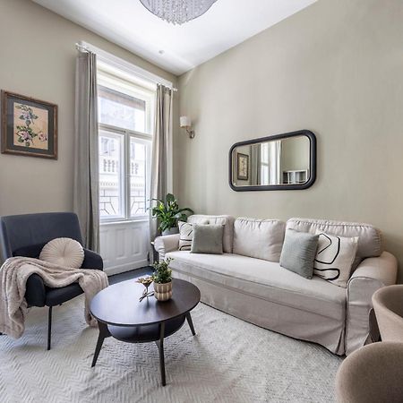 Charming Art Deco Style Apartment In The Heart Of Budapest Eksteriør bilde